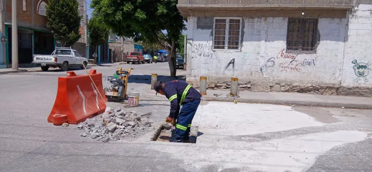Gobierno Municipal acelera trabajos de bacheo en vialidades prioritarias de la capital